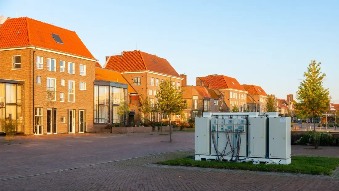 Aggregaat aansluiten omvormer noodstroom zonder