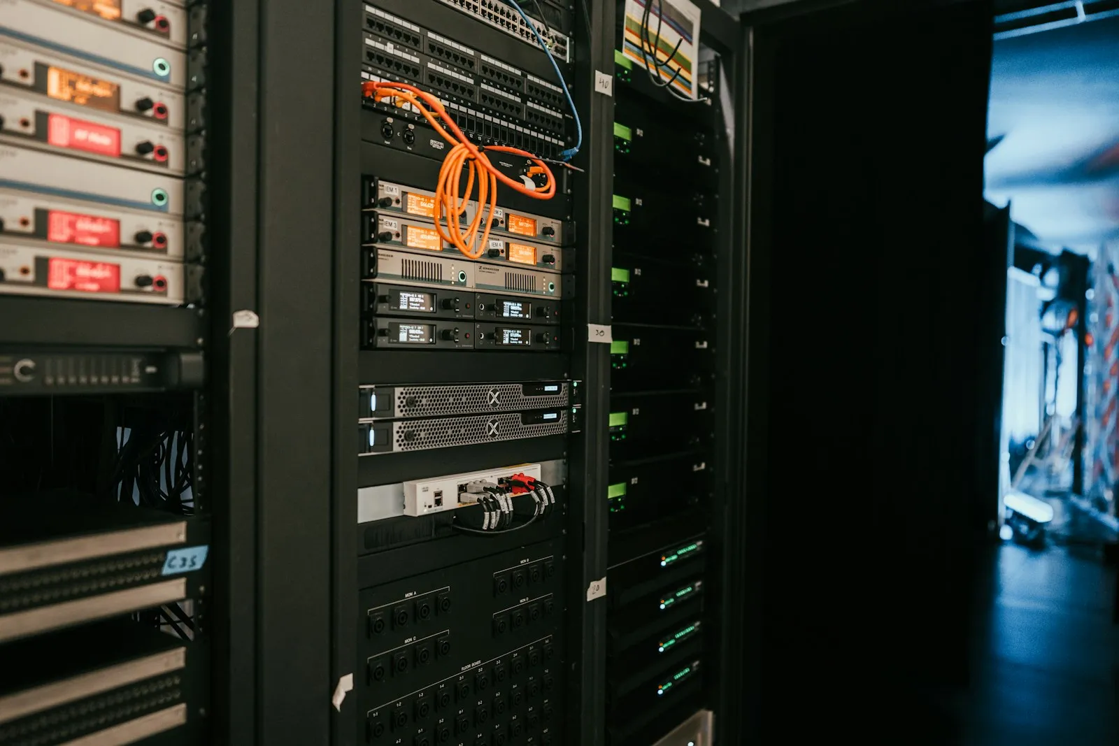 Noodstroom NAS server thuis Drenthe 2026